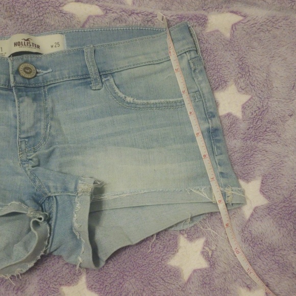 EUC Hollister shorts. size 1 - Picture 5 of 5